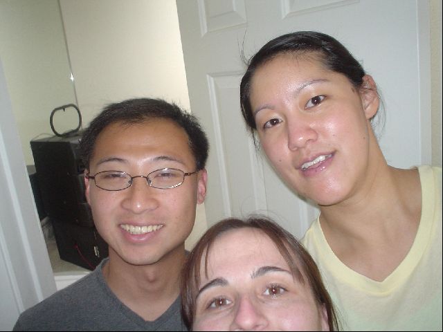 Dave, Gloria and Shannon
<No Caption>