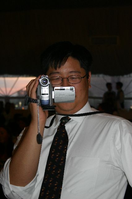 Shooting the Shooter
Fil